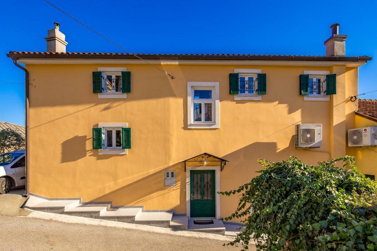 Villa Vilma Opatija Exteriör bild