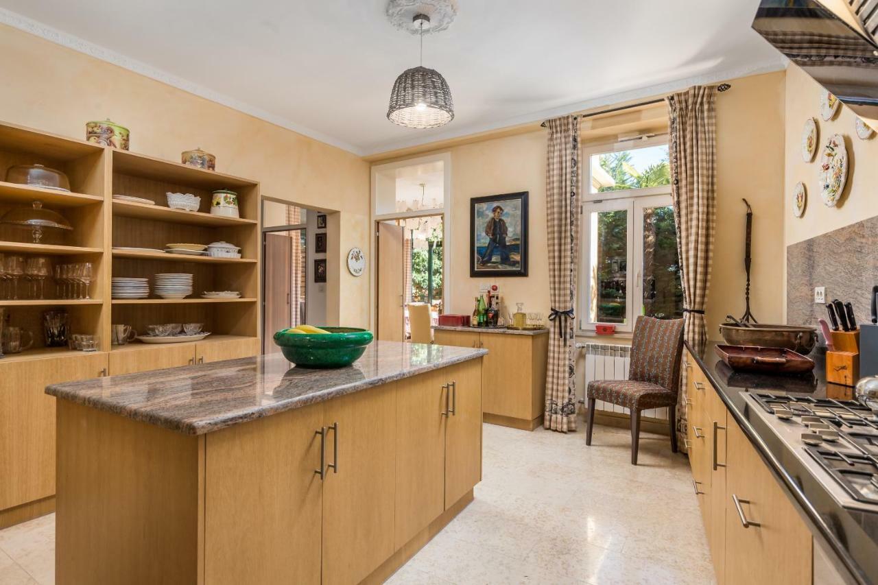 Villa Vilma Opatija Exteriör bild